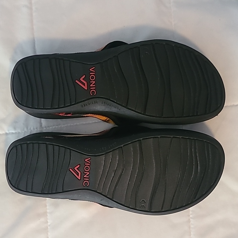 Vionic sandals - Picture 4 of 4